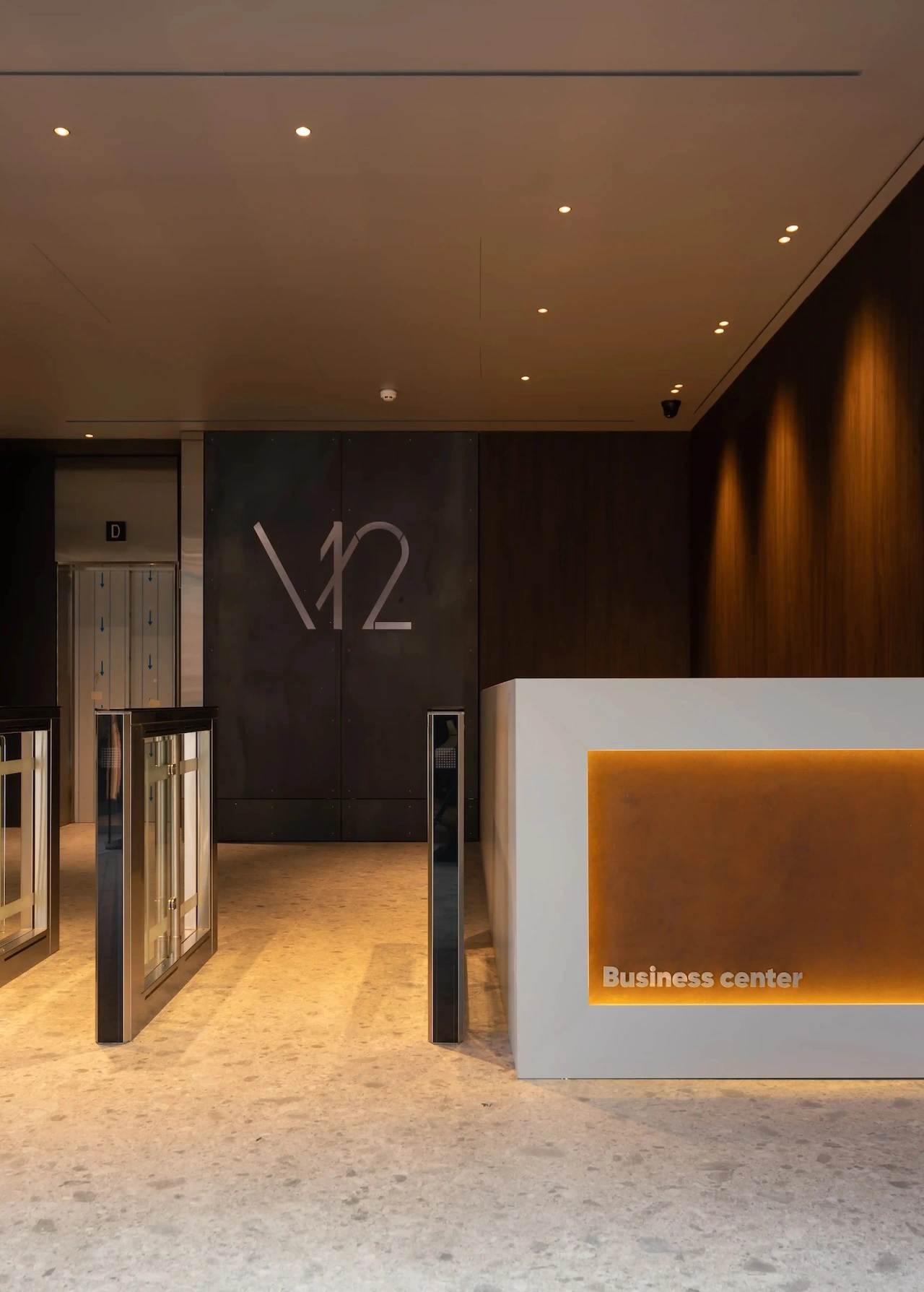 Бізнес-центр «V-12» business-center-vtvelve